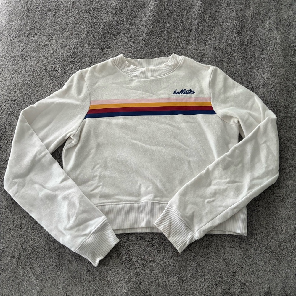 White Hollister retro cropped top/crewneck Size XS